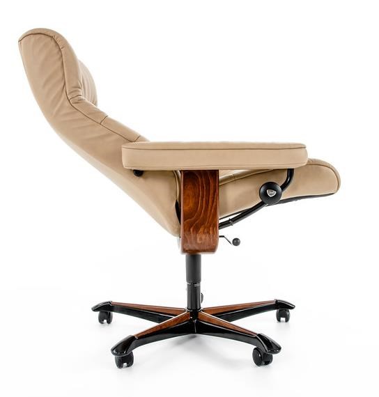 Ekornes desk best sale chair